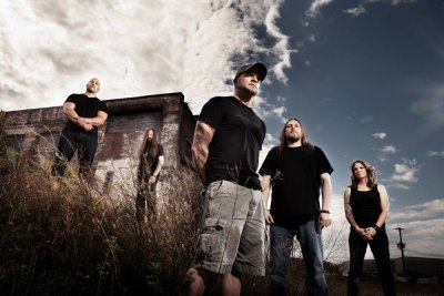 Новый полноформатник All That Remains в феврале