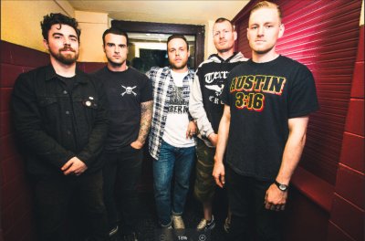 Новое видео Stick To Your Guns